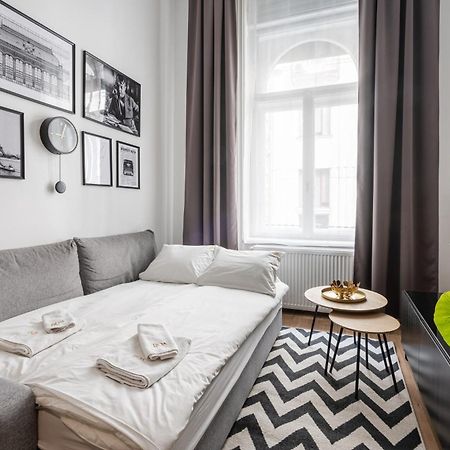 E32 - Oktogon Panorama Suite - Best Location - By Bqa Budapest Ruang foto